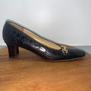 Salvatore Ferragamo Black Women’s 7 AA Leather Print Gold Buckle Pumps Heels